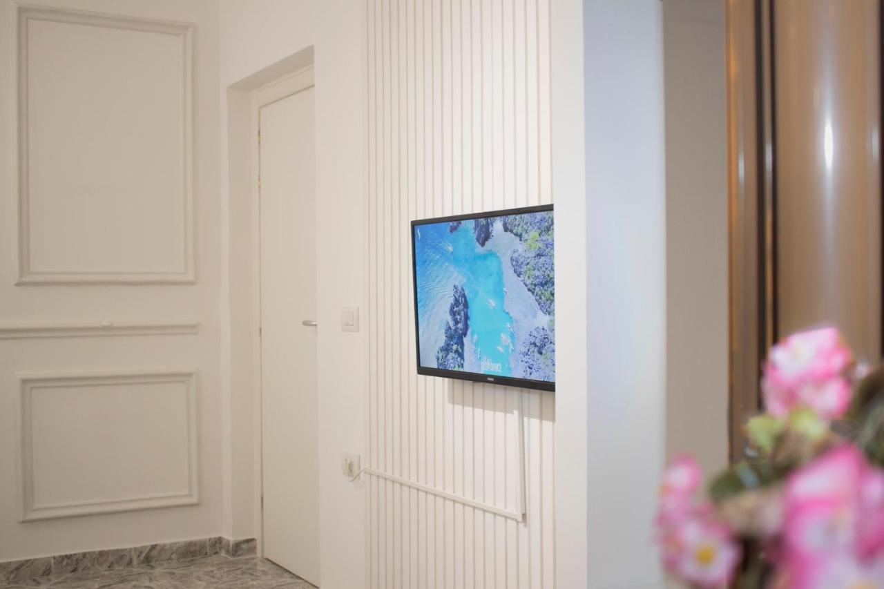 Vila Shehaj Luxury Apartment Vlore Exterior photo